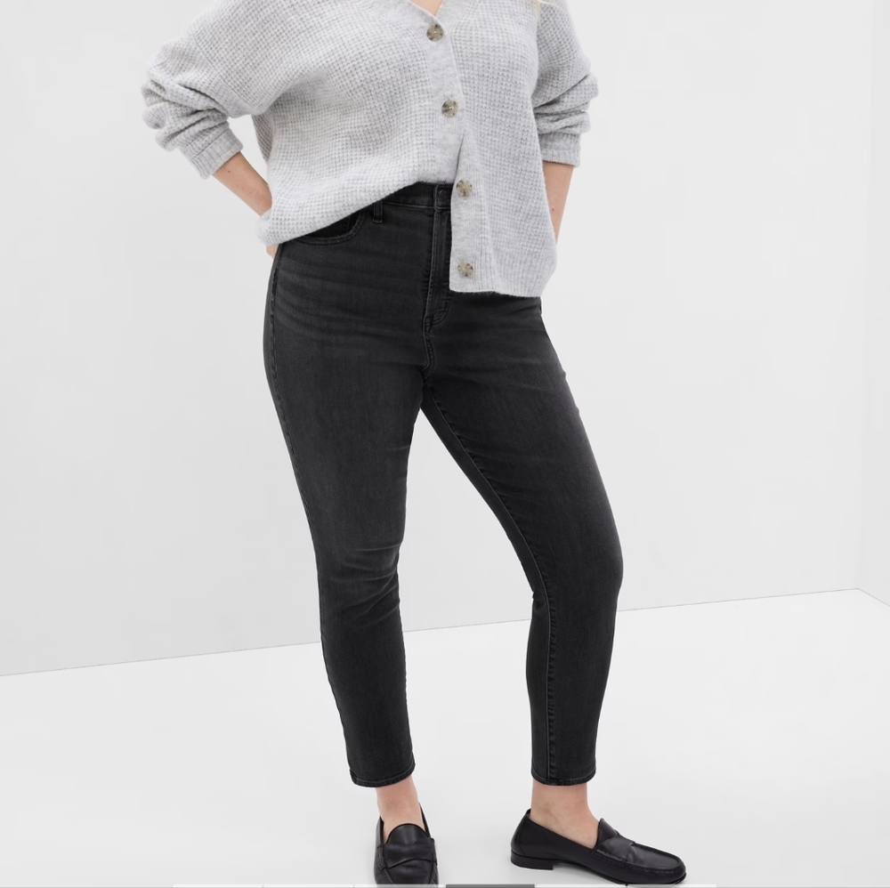 🎉3/$50🎉 GAP Sky High Rise True Skinny Jeans